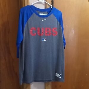 Chicago Cubs Nike dri fit shirt